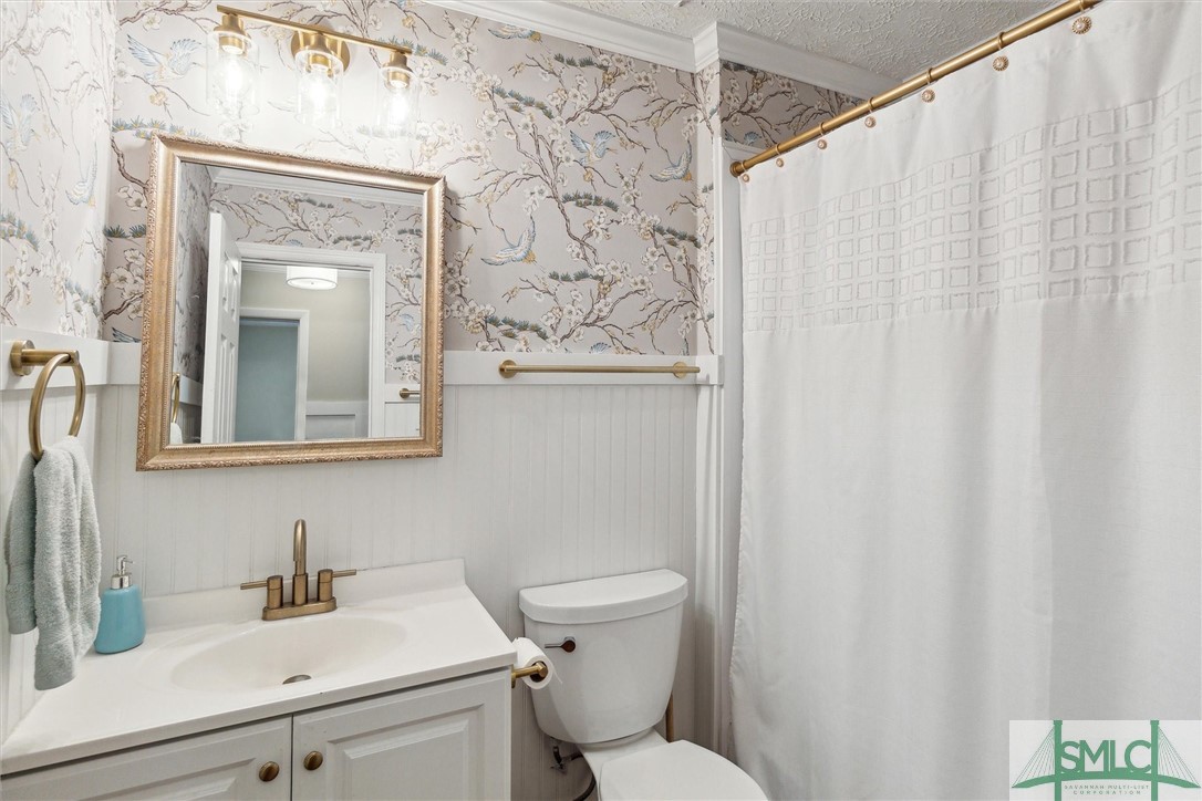 220 Westminister Road Savannah, GA 31419 - Photo 17 of 34 Bathroom #2