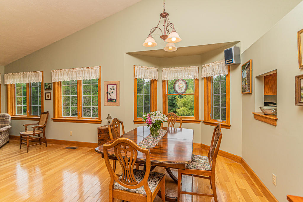 125 Weeks Mills Road Farmington, ME 04938 - Photo 7 of 55 photo (13 of 44)