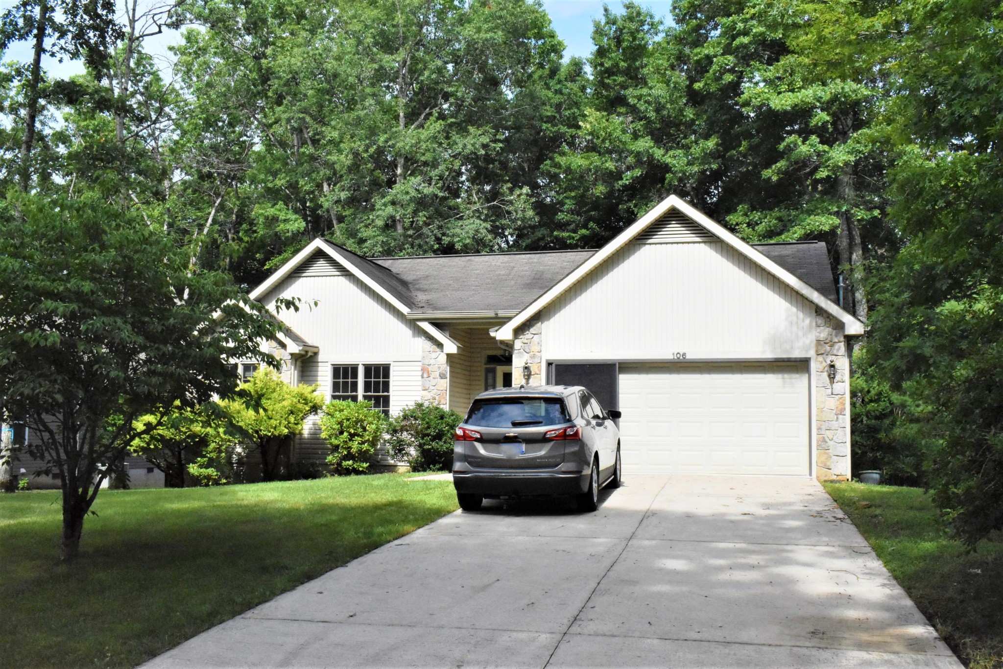 106 Peebles Road Crossville, TN 38558 - Photo 2 of 40 Gallery Image 2