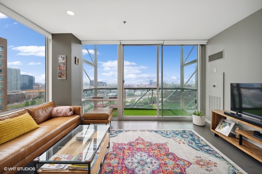 653 North Kingsbury Street, Unit 1401 Chicago, IL 60654 - Photo 19 of 22