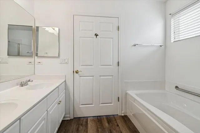 $384,900 | 13744 South Ironwood Drive, Plainfield, IL 60544