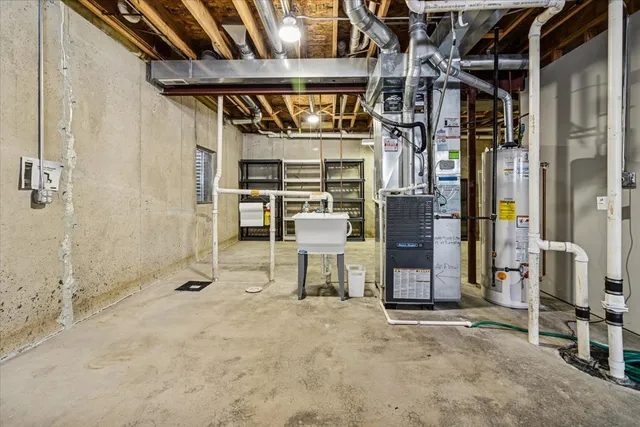 $384,900 | 13744 South Ironwood Drive, Plainfield, IL 60544