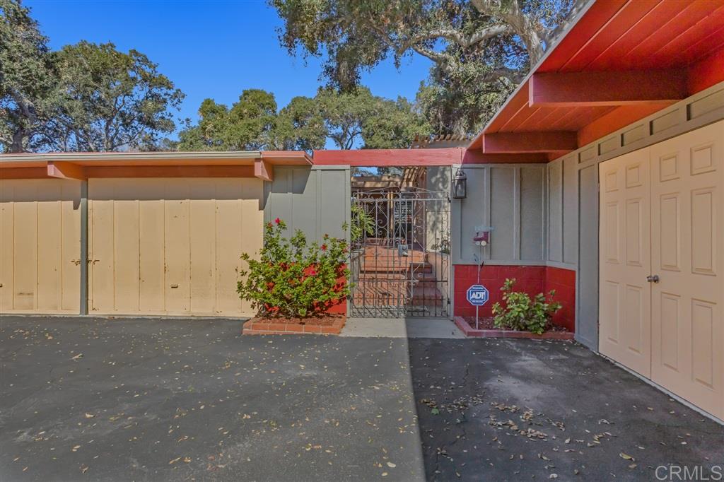 506 Live Oak Park Road South Fallbrook, CA 92028 - Photo 3 of 24