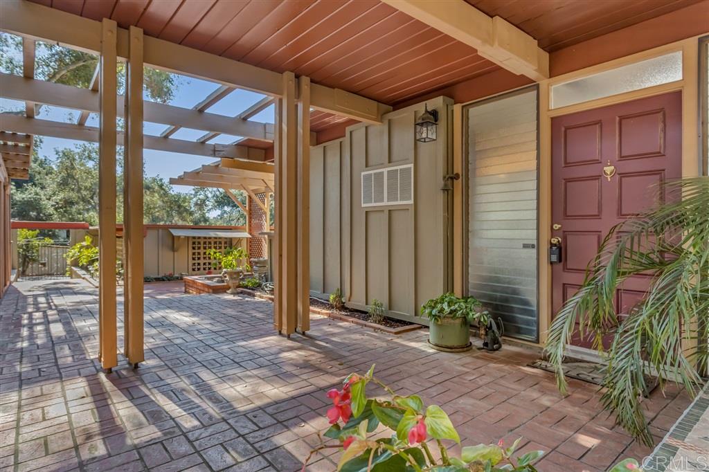 506 Live Oak Park Road South Fallbrook, CA 92028 - Photo 5 of 24