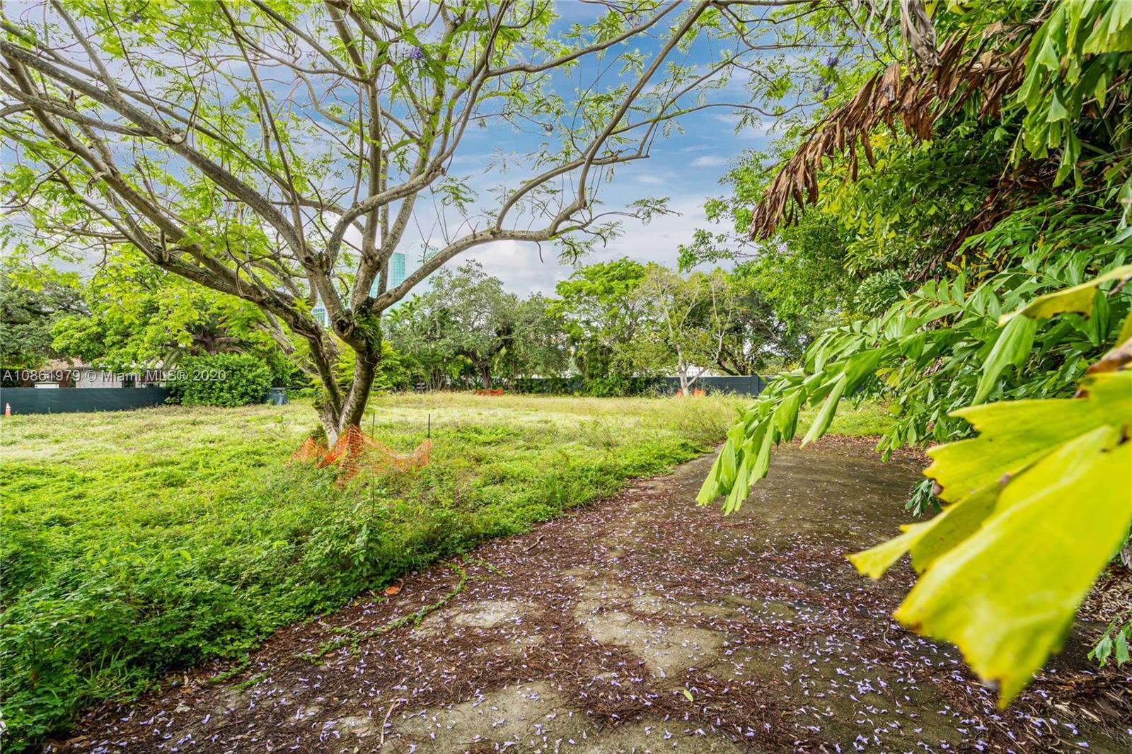 4550 Bay Point Road Miami, FL 33137 - Photo 15 of 21