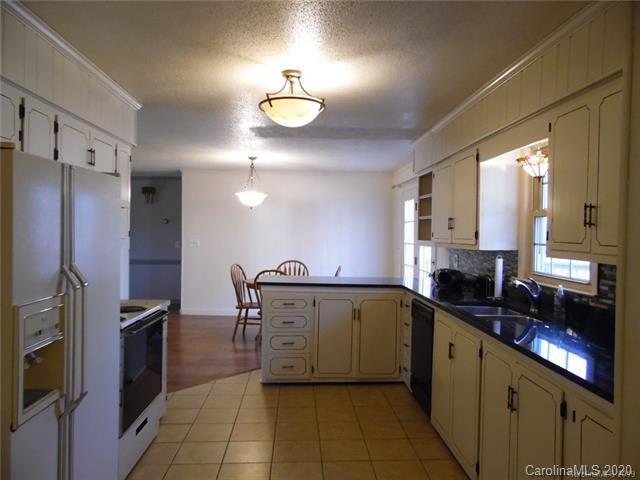 38470 Jude Road New London, NC 28127 - Photo 6 of 14