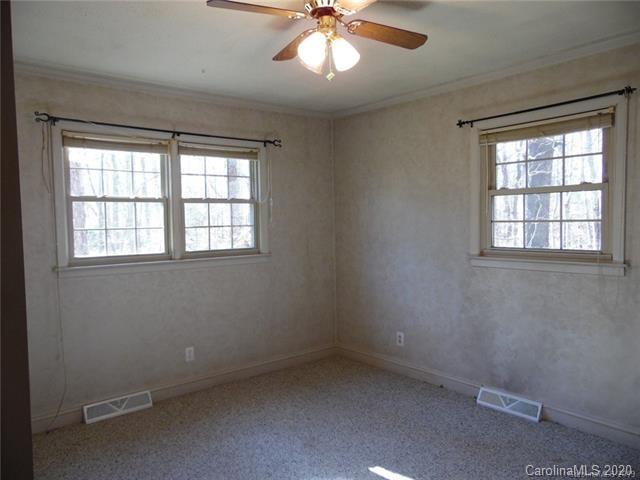 38470 Jude Road New London, NC 28127 - Photo 10 of 14