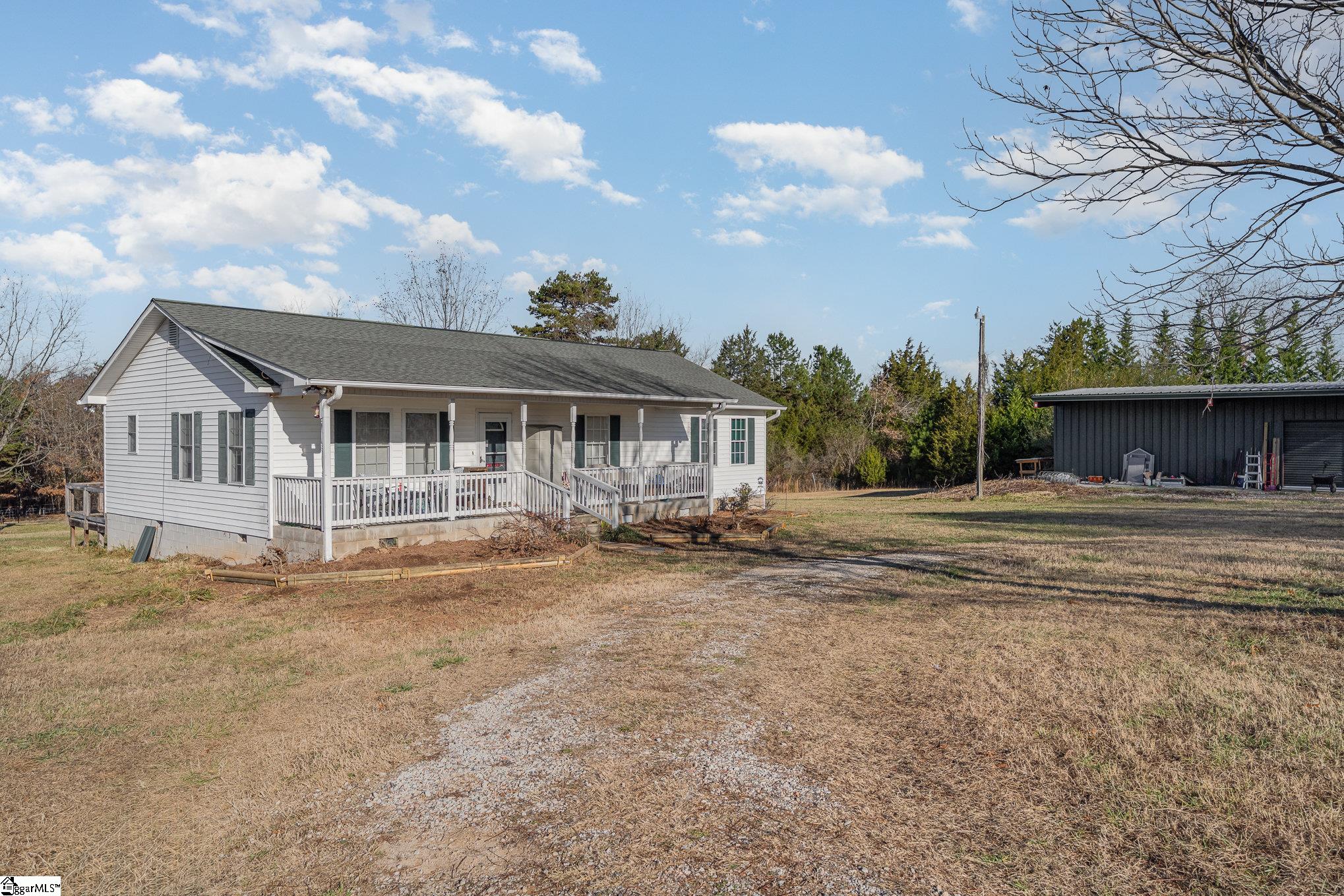 566 White Plains Road Gaffney, SC 29340 - Photo 2 of 36