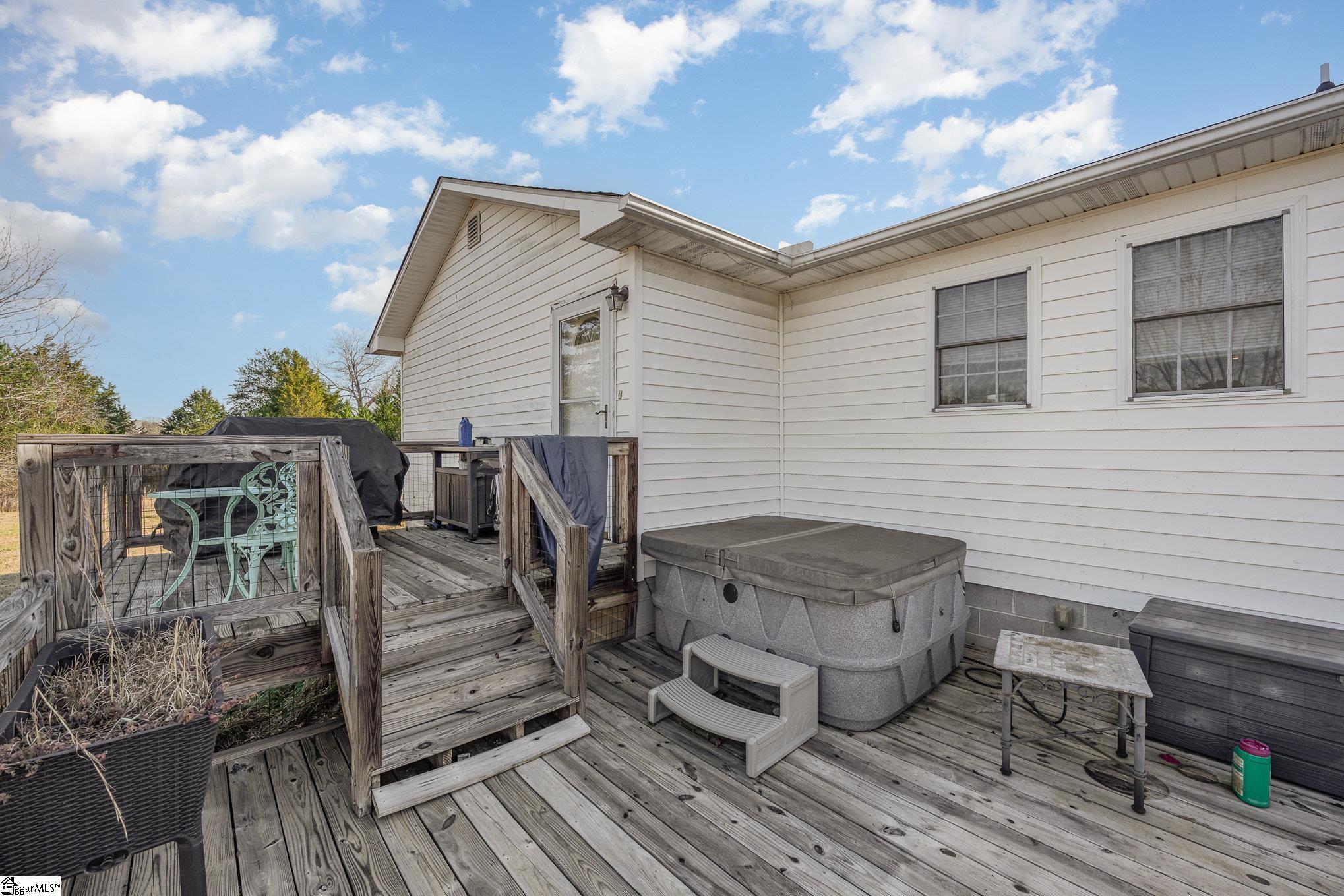 566 White Plains Road Gaffney, SC 29340 - Photo 25 of 36