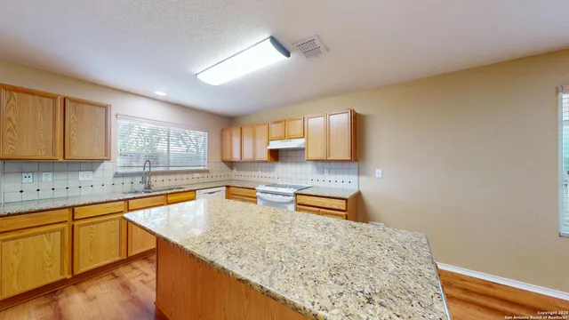 $1,950 | 117 Foxglove Pass, Cibolo, TX 78108