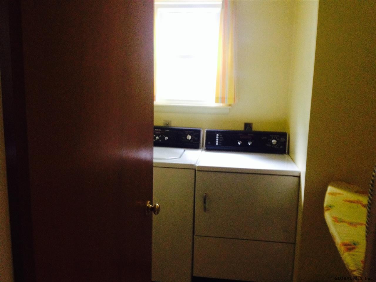 379 McCormack Road Albany, NY 12208 - Photo 13 of 23 Photo 13