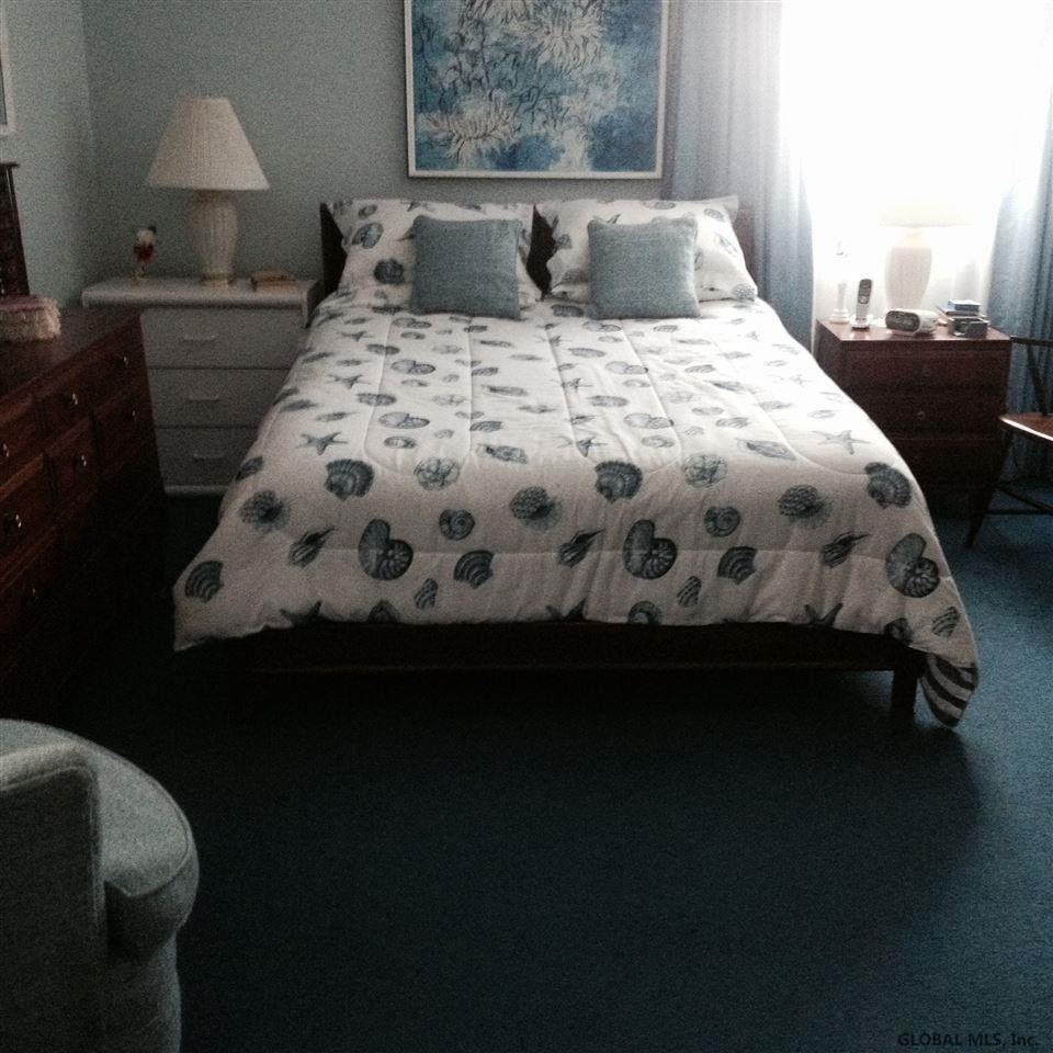 379 McCormack Road Albany, NY 12208 - Photo 17 of 23 Photo 17