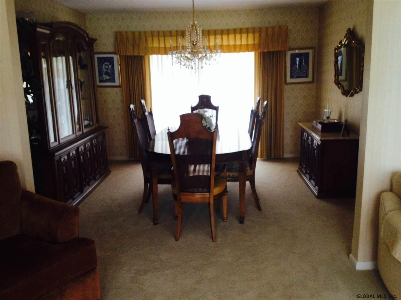 379 McCormack Road Albany, NY 12208 - Photo 4 of 23 Photo 4