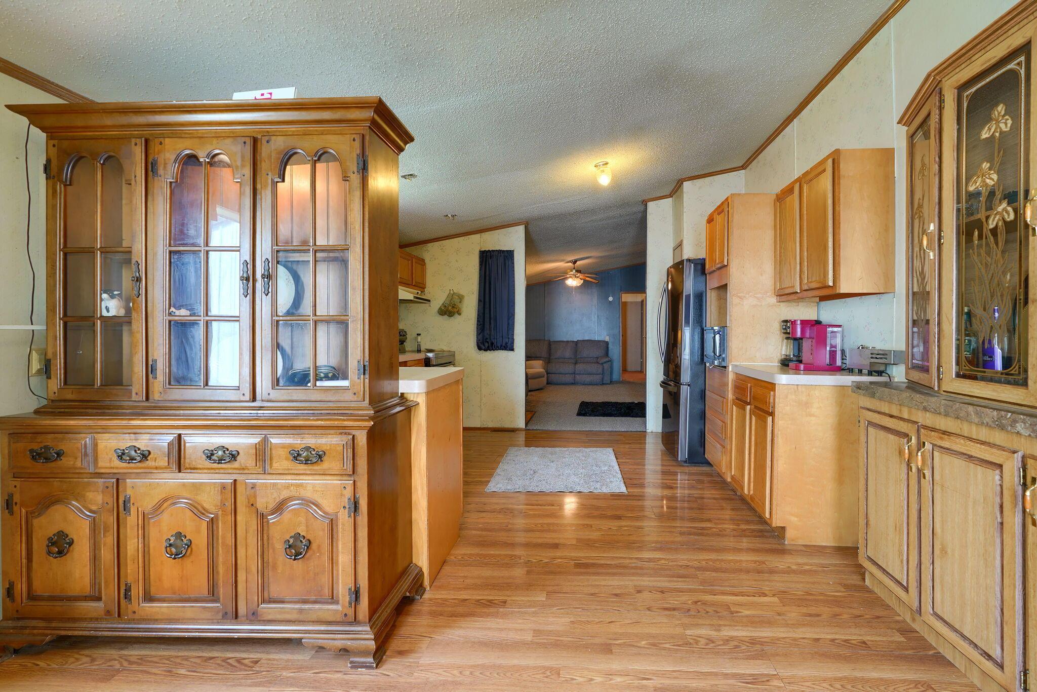 109 Bunker Hill Road Wellston, OH 45692 - Photo 25 of 42 24. Dining Room (2)