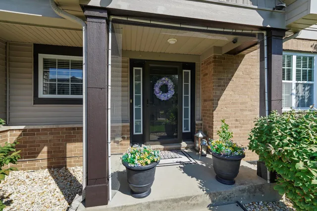 $555,000 | 749 North Misty Ridge Drive, Romeoville, IL 60446