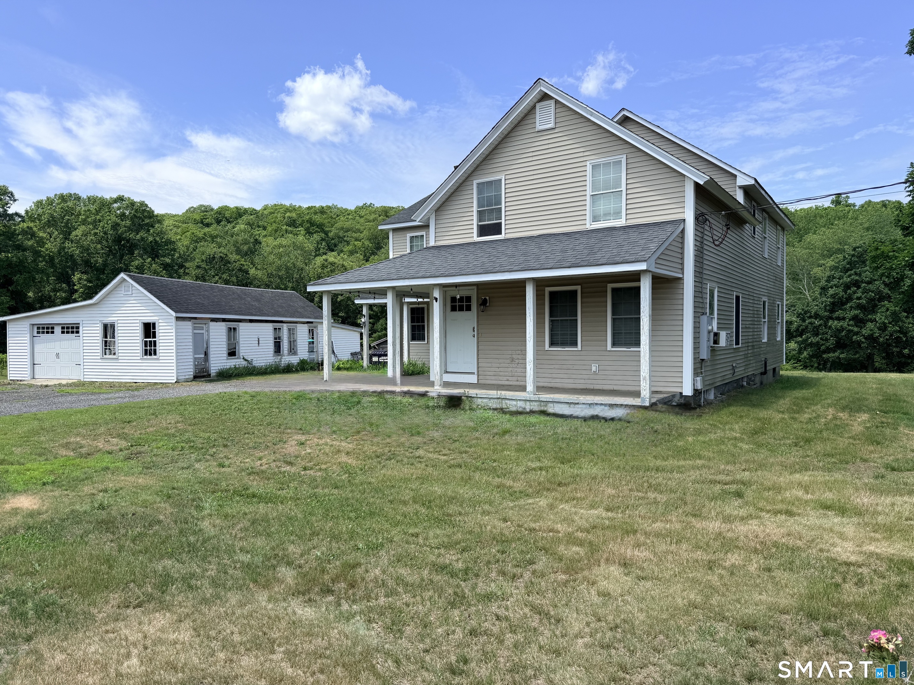 113 Starkweather Road Plainfield, CT 06354 - Photo 2 of 9