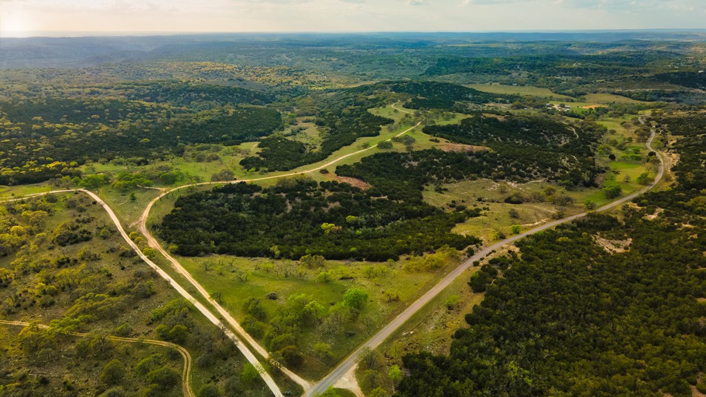 346 Crabapple Road Blanco, TX 78606 - Photo 10 of 20