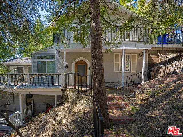 $3,200 | 233 Corona Circle, Lake Arrowhead, CA 92352