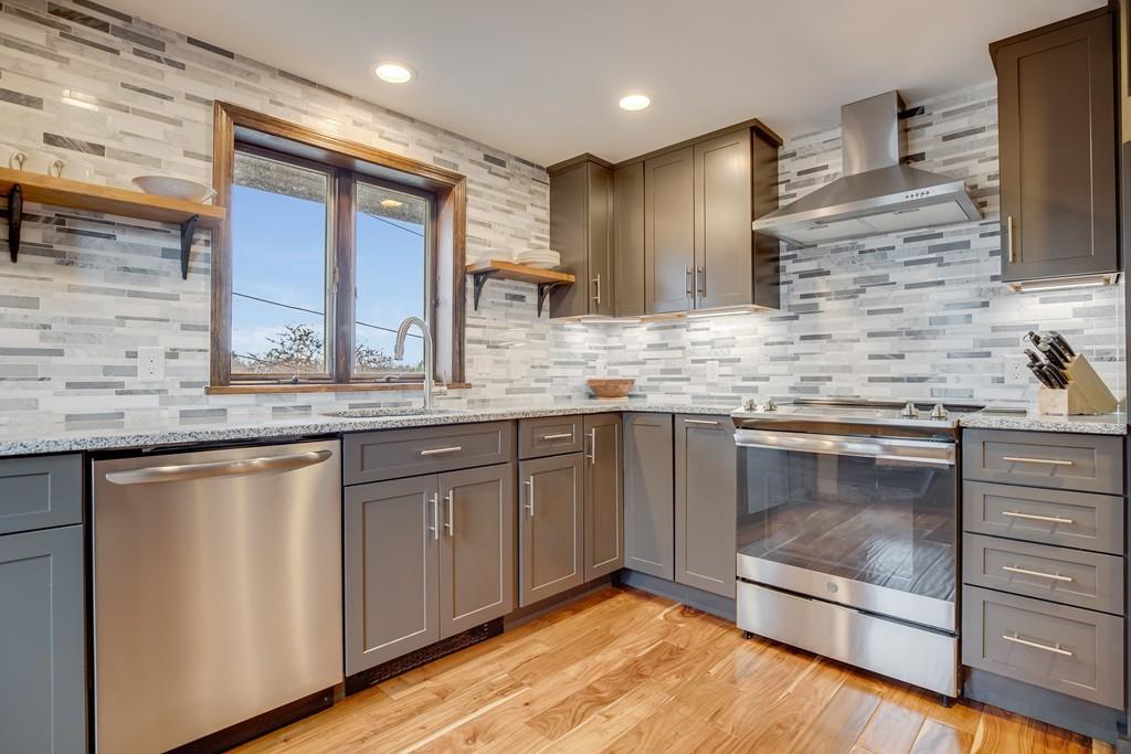 12 Edgehill Road Saugus, MA 01906 - Photo 3 of 31 Gallery Image 3