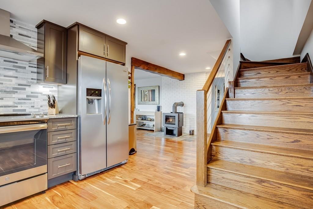 12 Edgehill Road Saugus, MA 01906 - Photo 4 of 31 Gallery Image 4