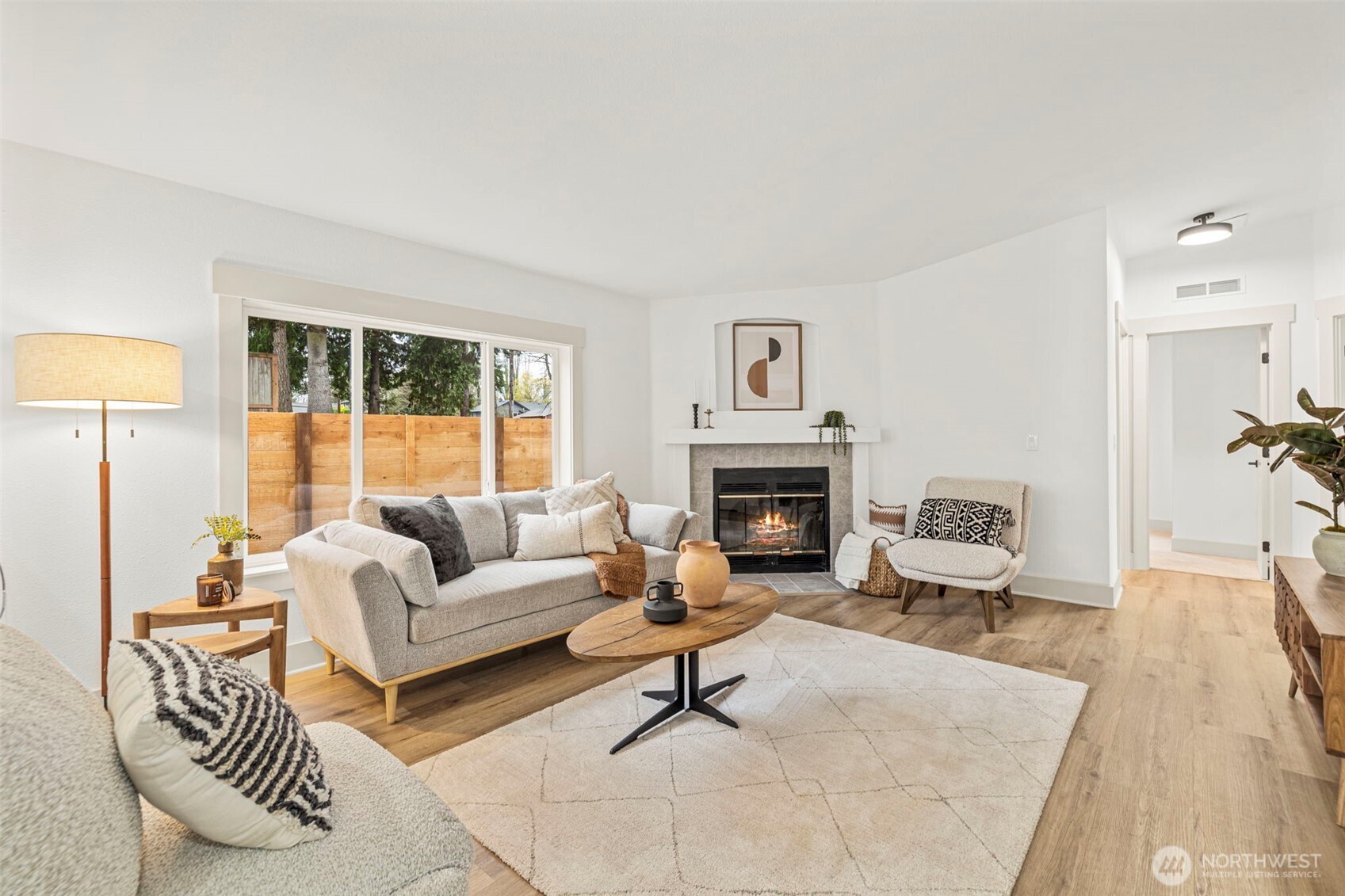 2525 Southwest 102nd Lane Seattle, WA 98146 - Photo 14 of 38