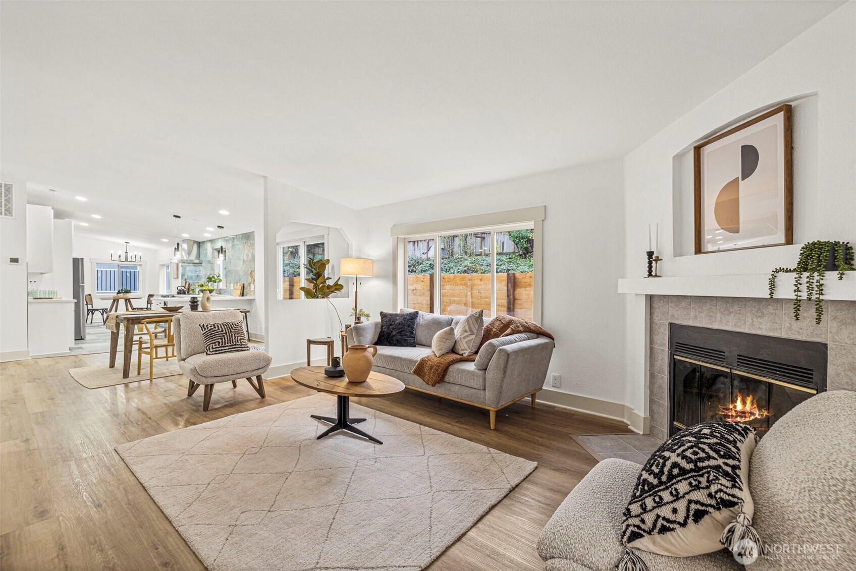 2525 Southwest 102nd Lane Seattle, WA 98146 - Photo 15 of 38