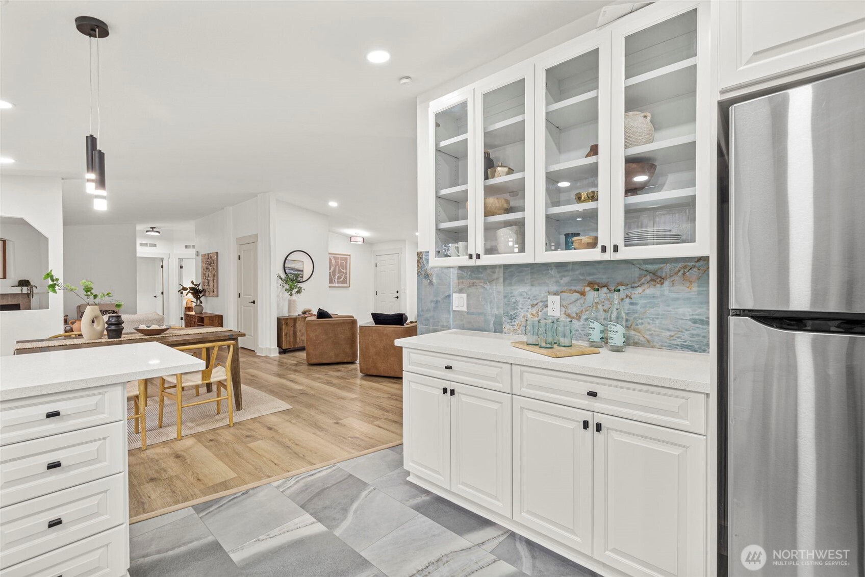 2525 Southwest 102nd Lane Seattle, WA 98146 - Photo 18 of 38