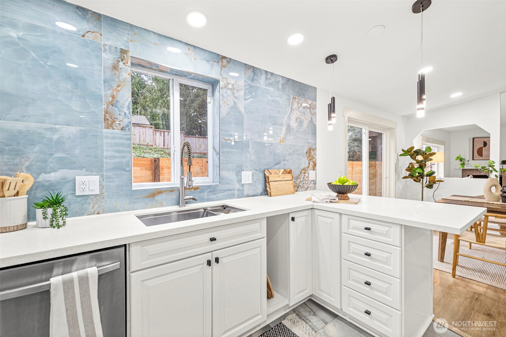 2525 Southwest 102nd Lane Seattle, WA 98146 - Photo 19 of 38