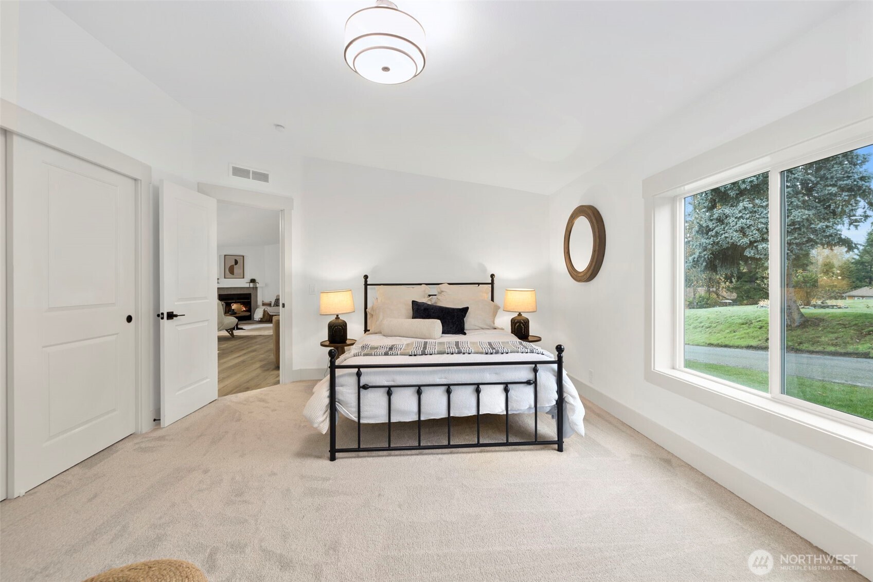 2525 Southwest 102nd Lane Seattle, WA 98146 - Photo 25 of 38