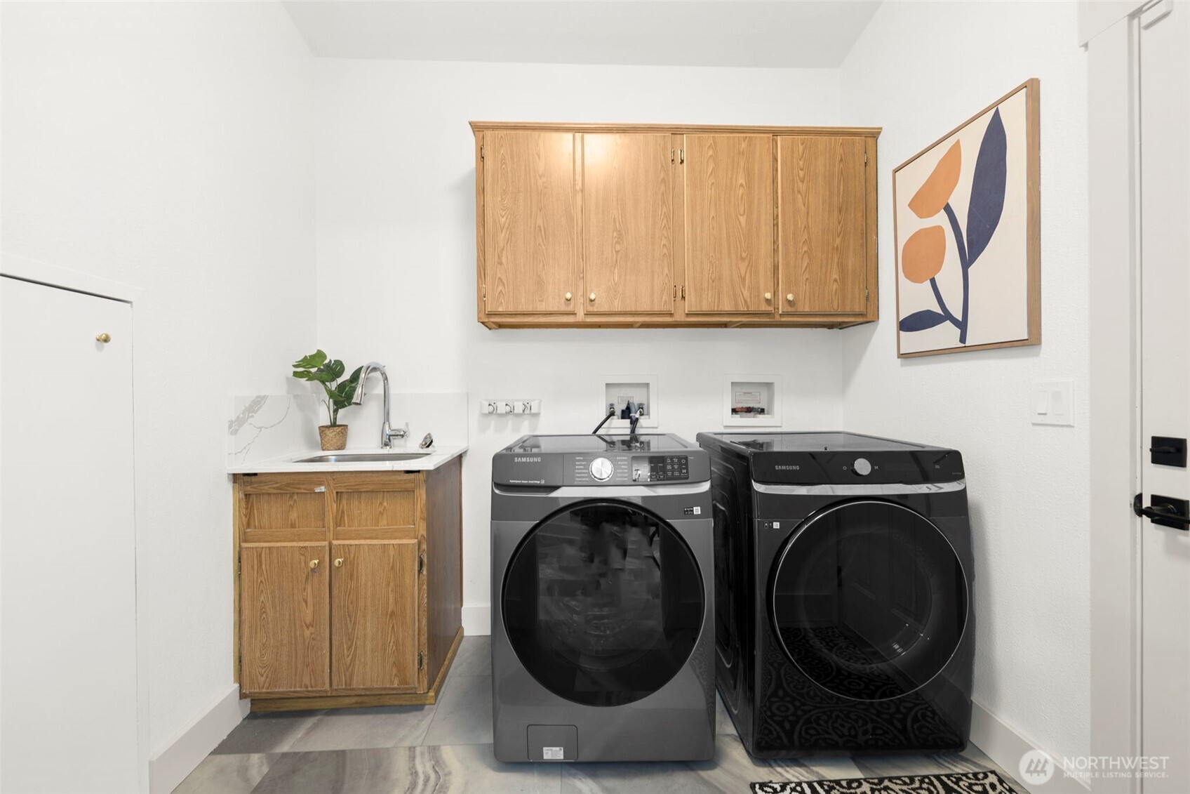 2525 Southwest 102nd Lane Seattle, WA 98146 - Photo 33 of 38