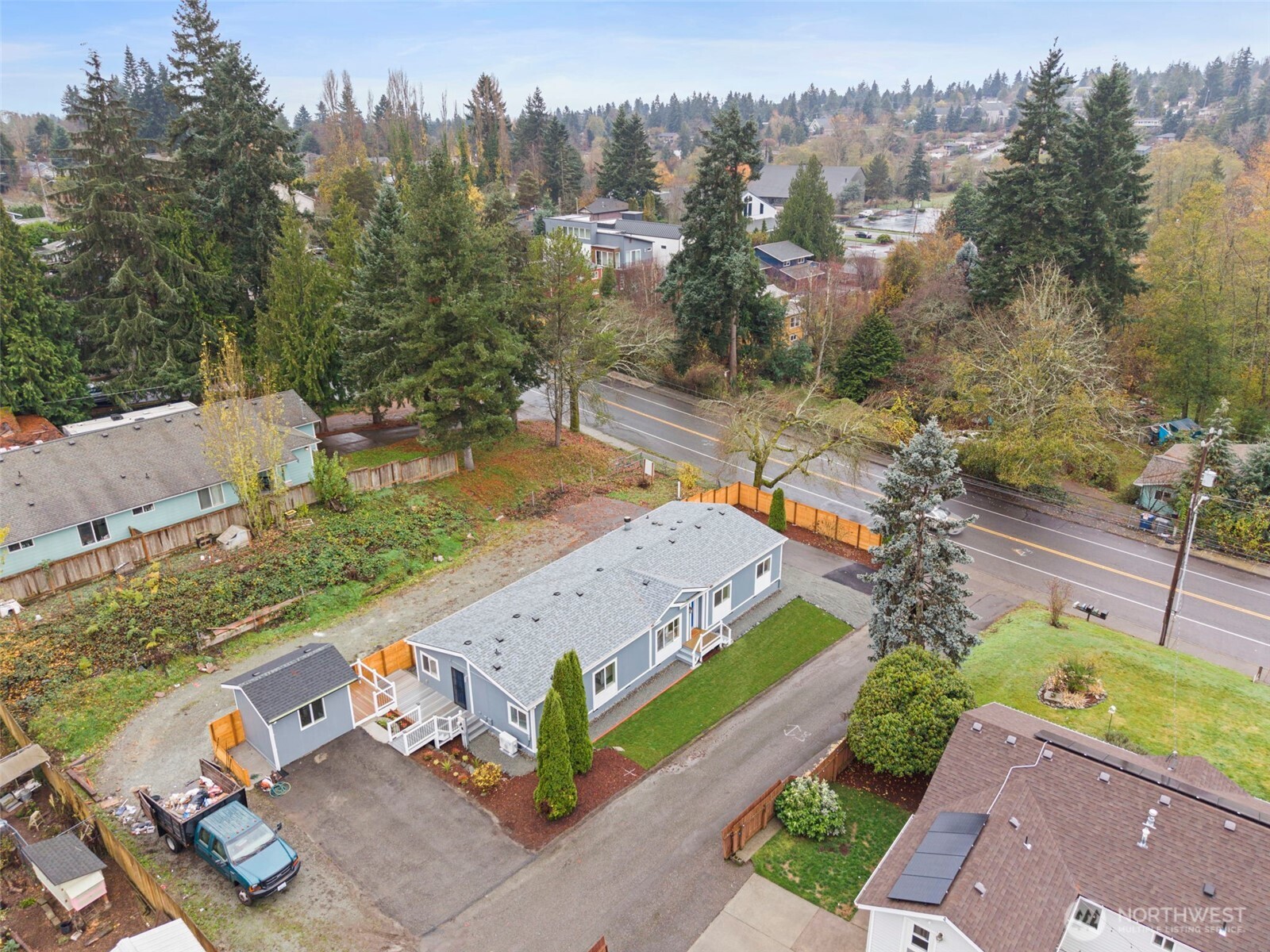 2525 Southwest 102nd Lane Seattle, WA 98146 - Photo 37 of 38