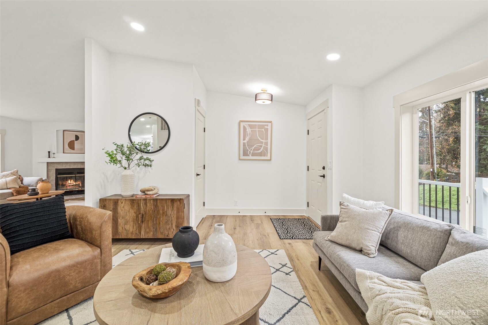 2525 Southwest 102nd Lane Seattle, WA 98146 - Photo 8 of 38