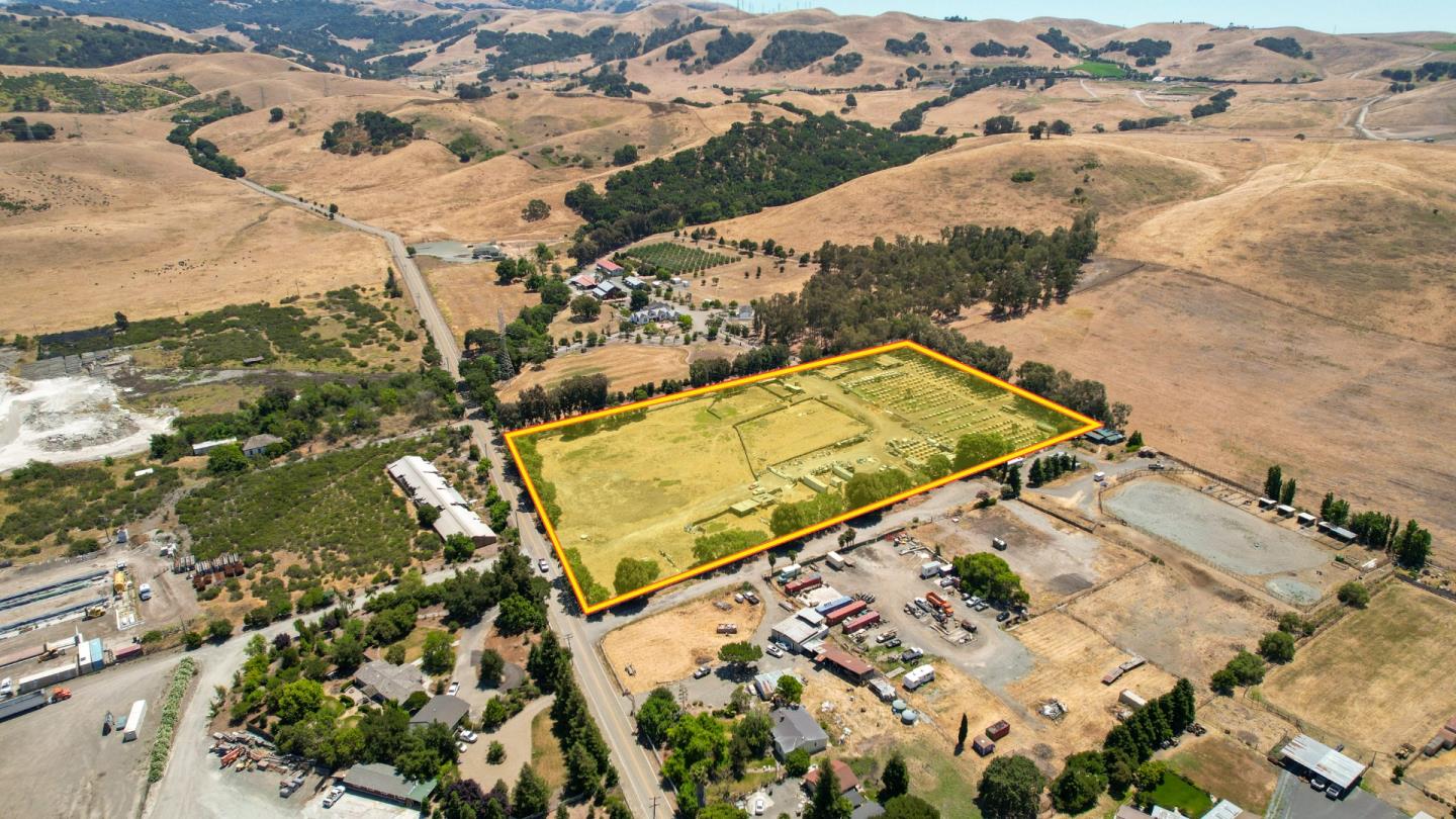 3313 Andrade Road Sunol, CA 94586 - Photo 15 of 28