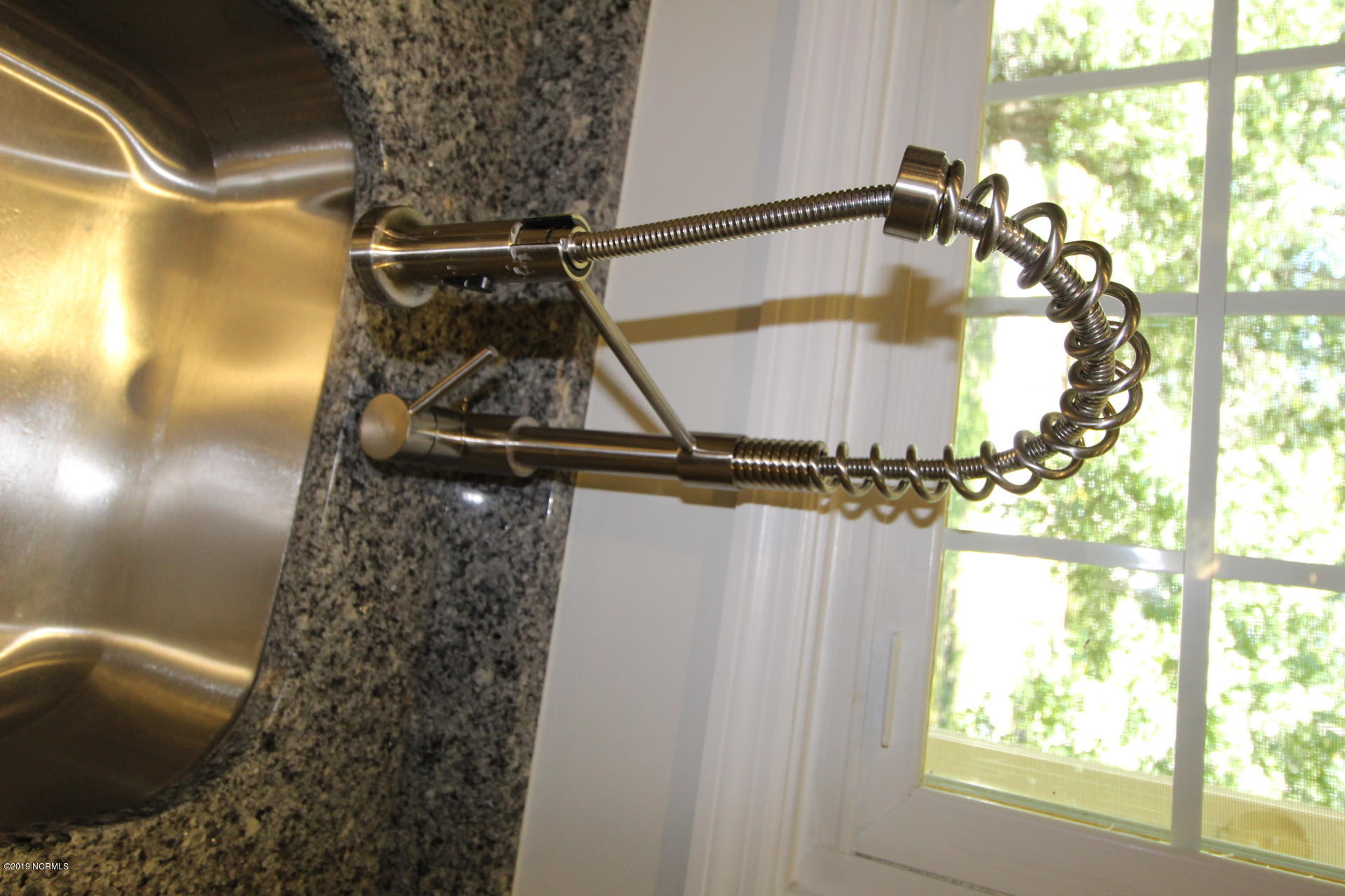 103 Raft Road New Bern, NC 28562 - Photo 39 of 39 kitchen 3