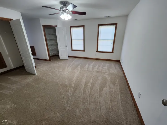 $355,000 | 7215 Lockford Walk North, Avon, IN 46123