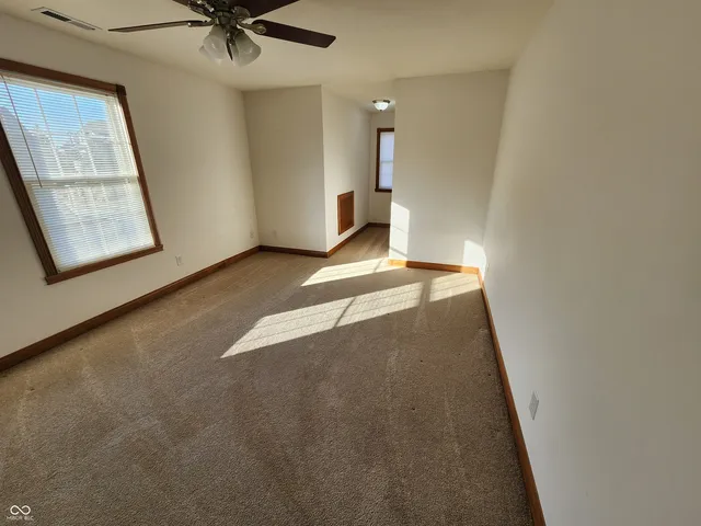 $355,000 | 7215 Lockford Walk North, Avon, IN 46123