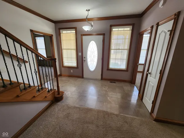 $355,000 | 7215 Lockford Walk North, Avon, IN 46123