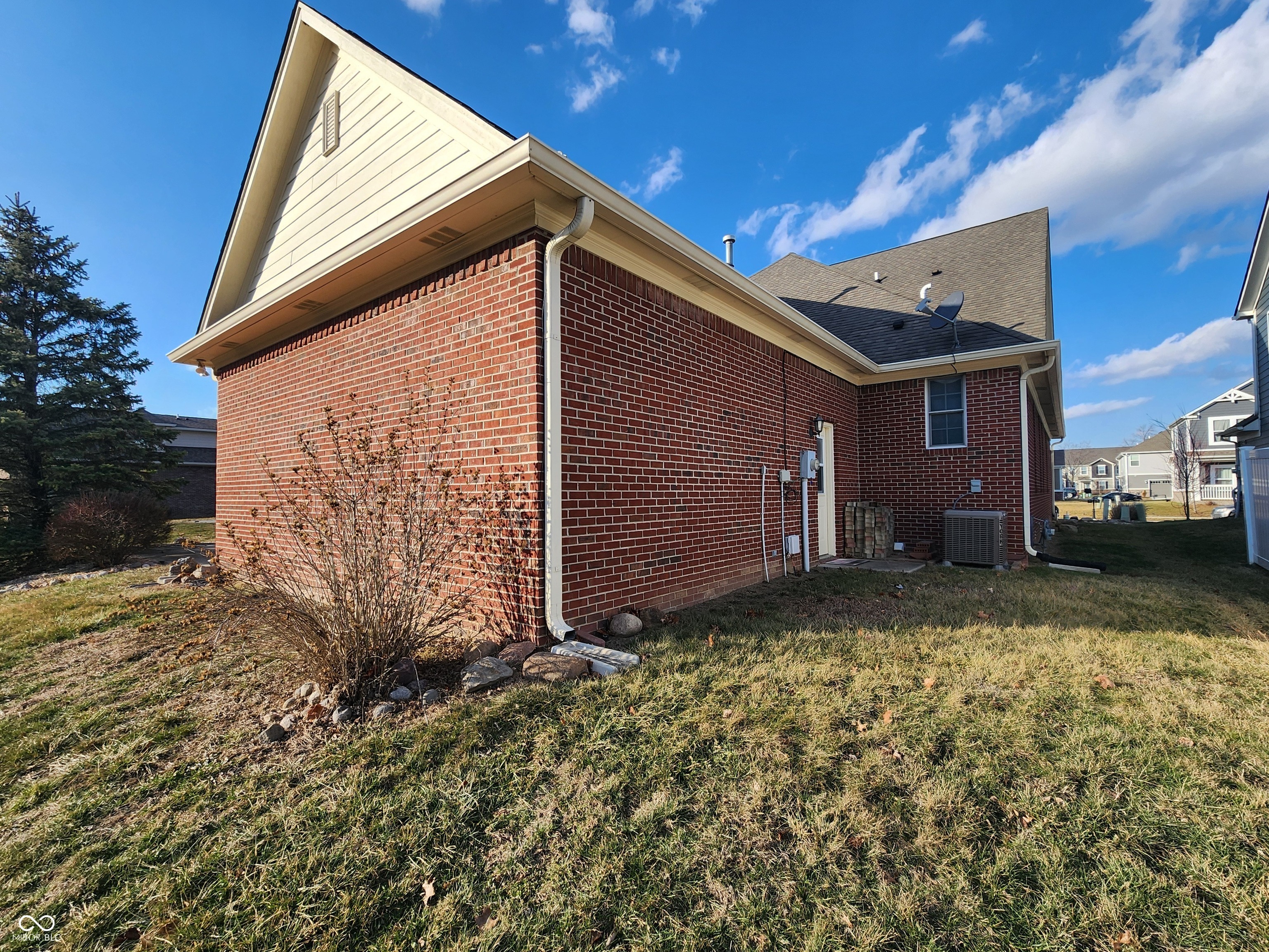 7215 Lockford Walk North Avon, IN 46123 - Photo 7 of 61
