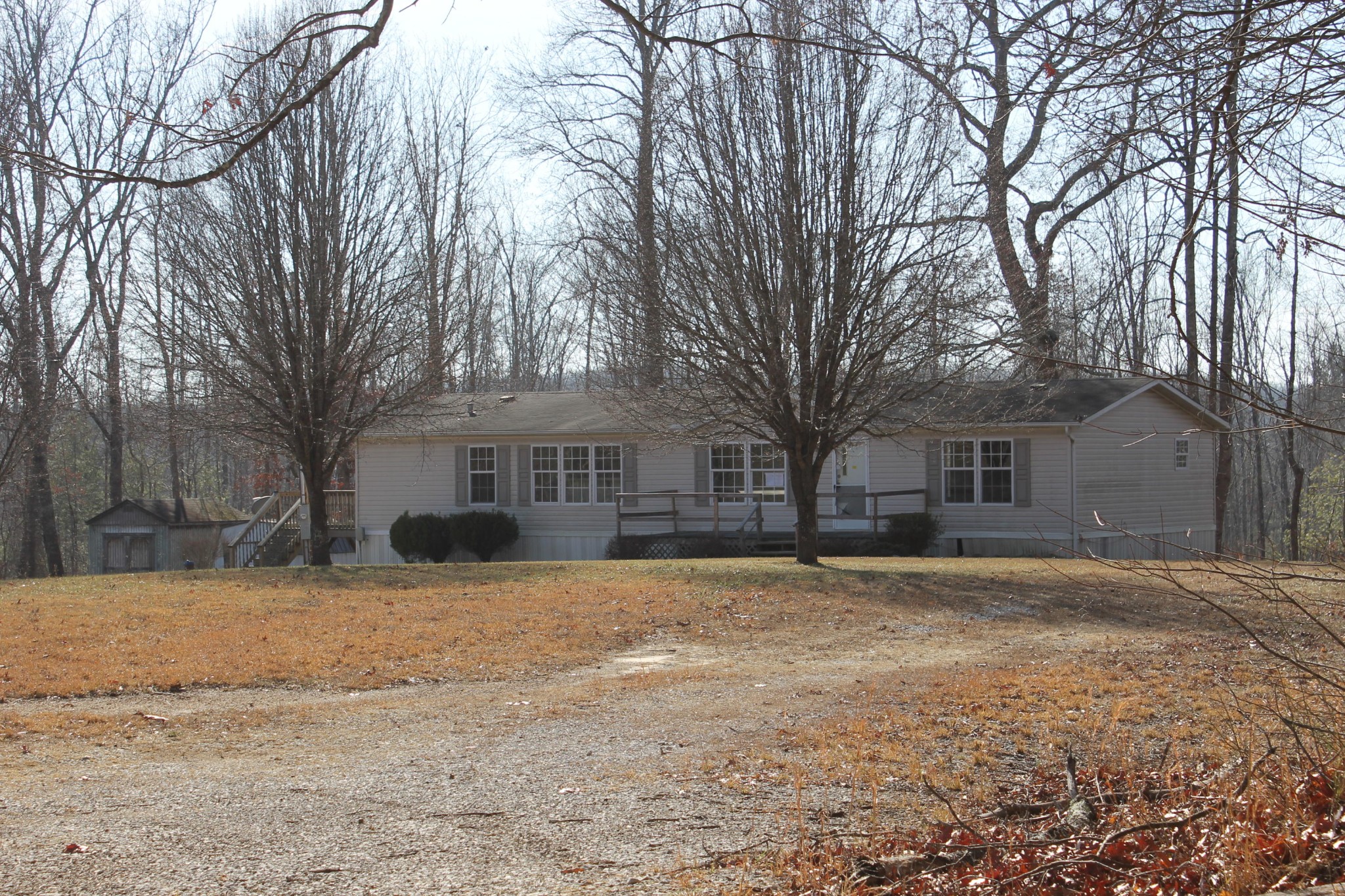 487 Annadel Road Lancing, TN 37770 - Photo 2 of 15
