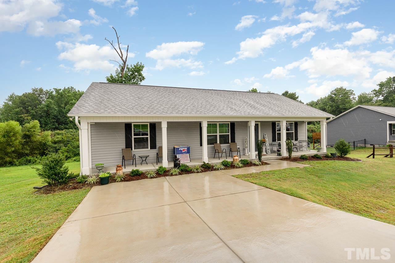 58 Hunter Fox Trail Benson, NC 27504 - Photo 3 of 26