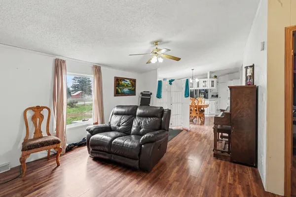 $170,000 | 101 South Ave C, Athens, MI 49011