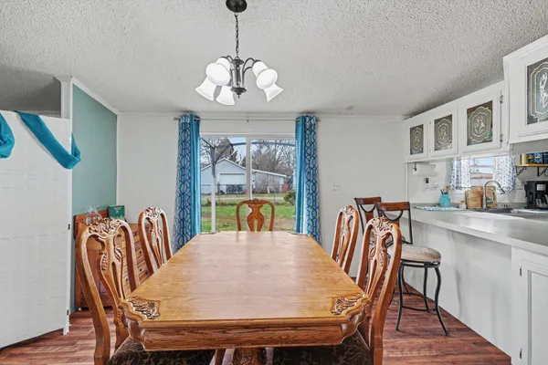 $170,000 | 101 South Ave C, Athens, MI 49011