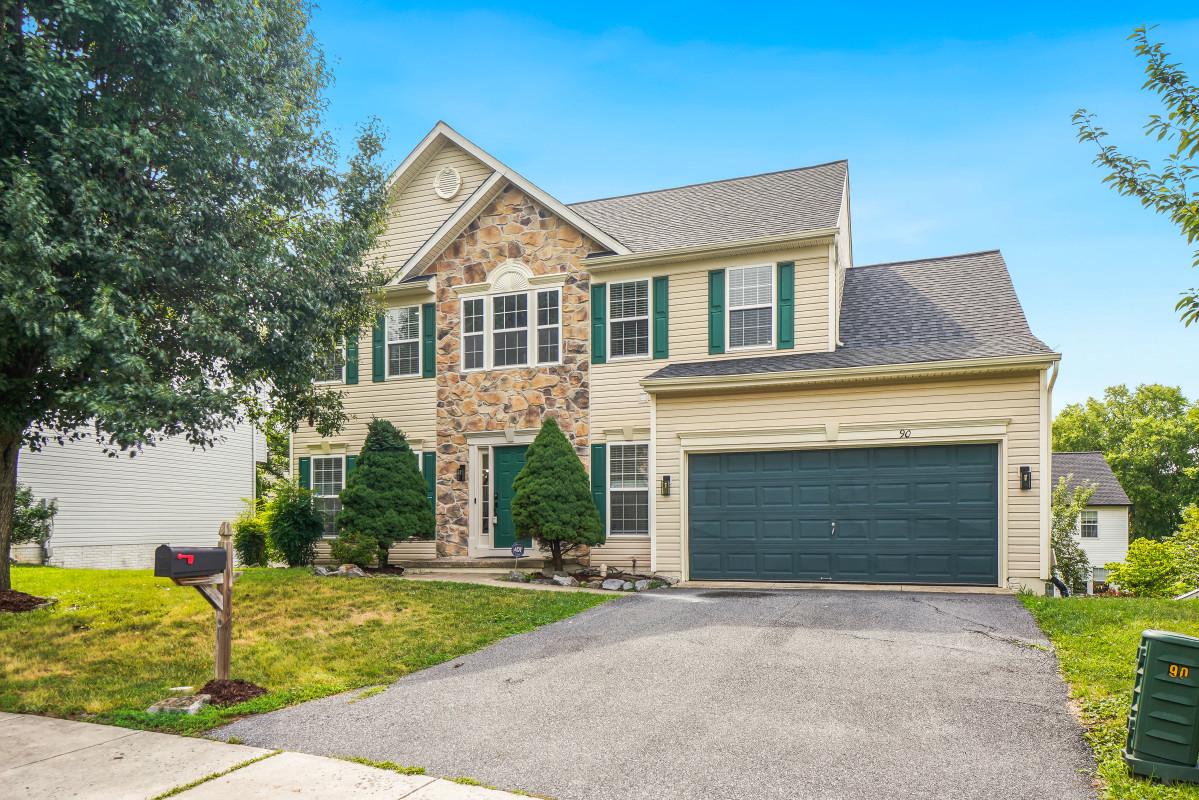 90 Howard Court Frederick, MD 21702 - Photo 1 of 45