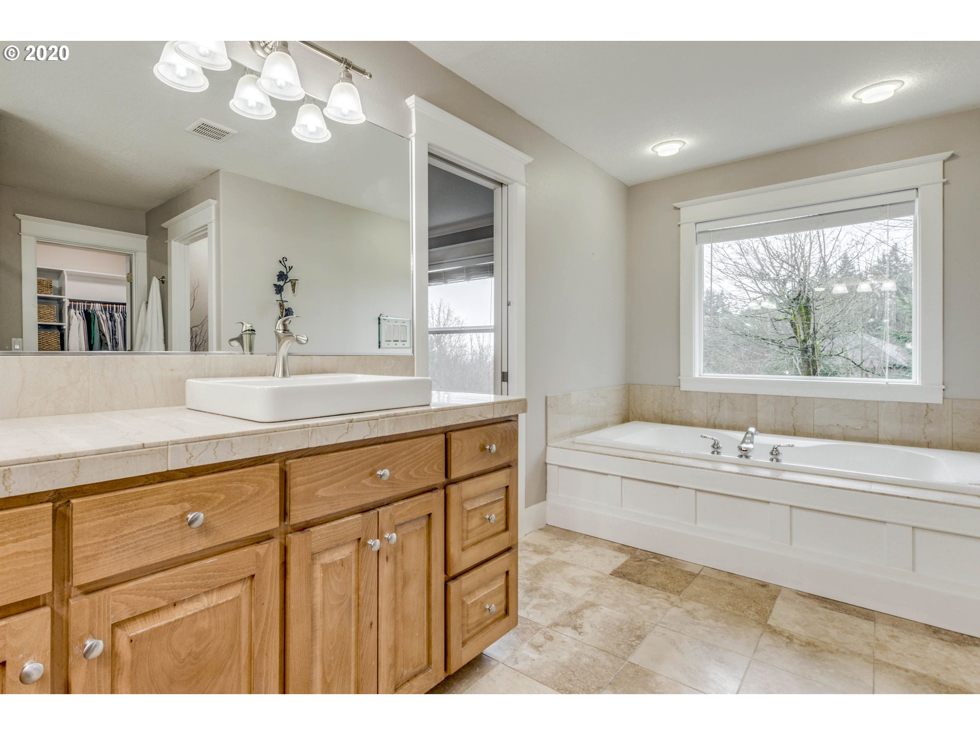 10221 Southeast Crescent Ridge Loop Happy Valley, OR 97086 - Photo 20 of 32 Gallery Image 20