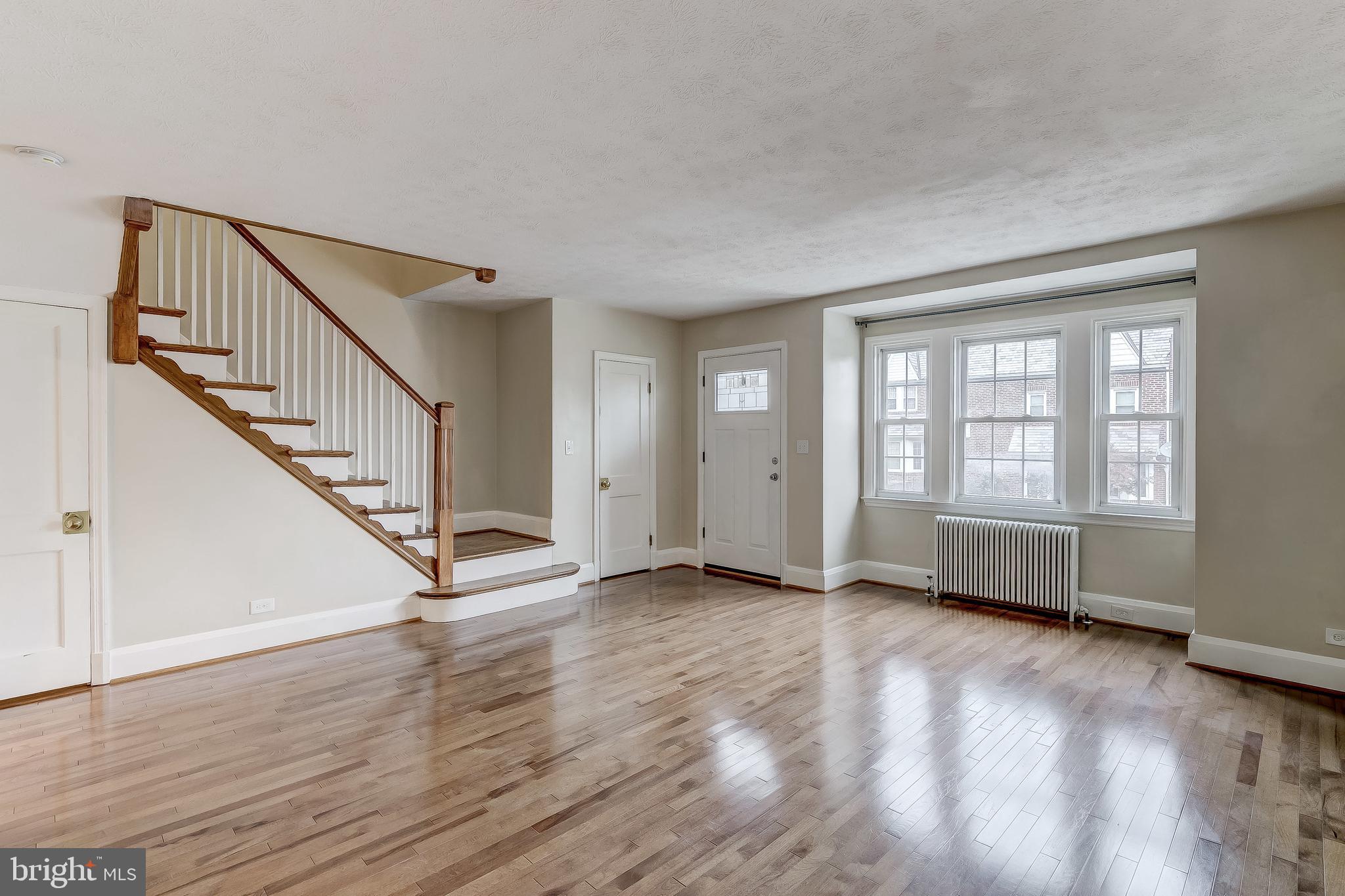 24 North Belle Grove Road Baltimore, MD 21228 - Photo 14 of 54 Gallery Image 14