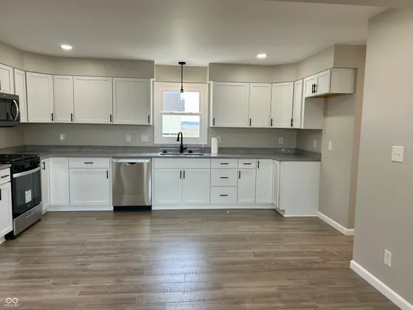 $424,900 | 728 East County Road 100 North, Frankfort, IN 46041