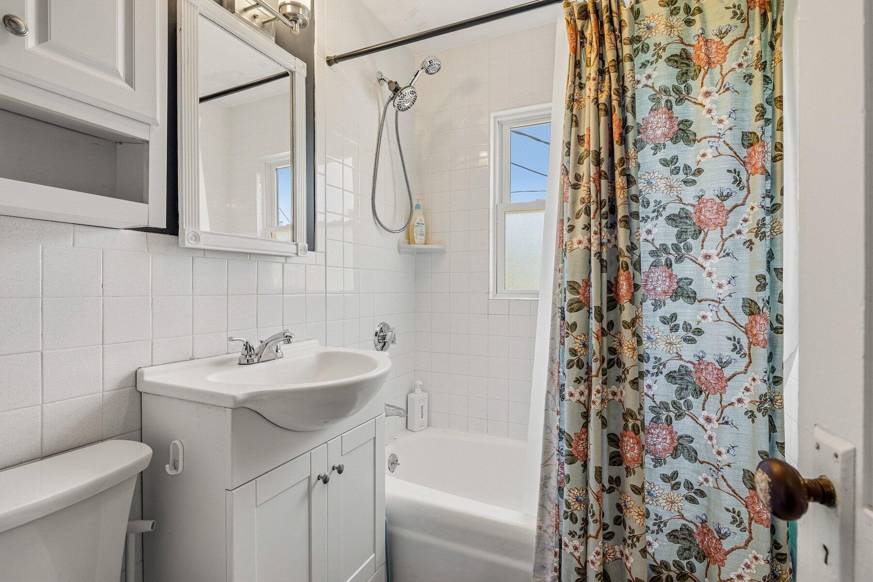 4 Halstead Street Kittery, ME 03904 - Photo 14 of 30 seacoastrephoto-6 (7)