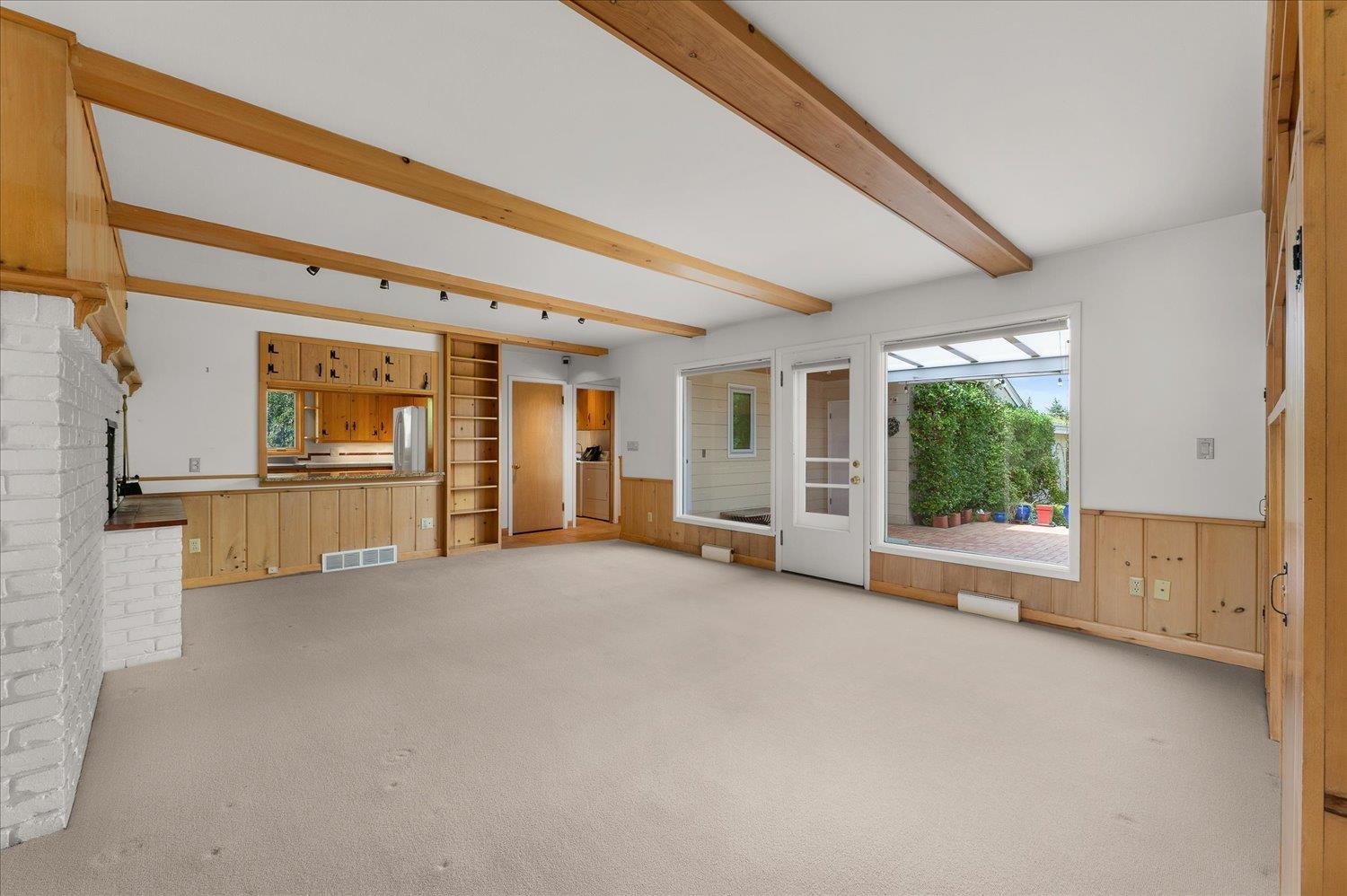 1405 East Woodcliff Road Spokane, WA 99203 - Photo 11 of 28