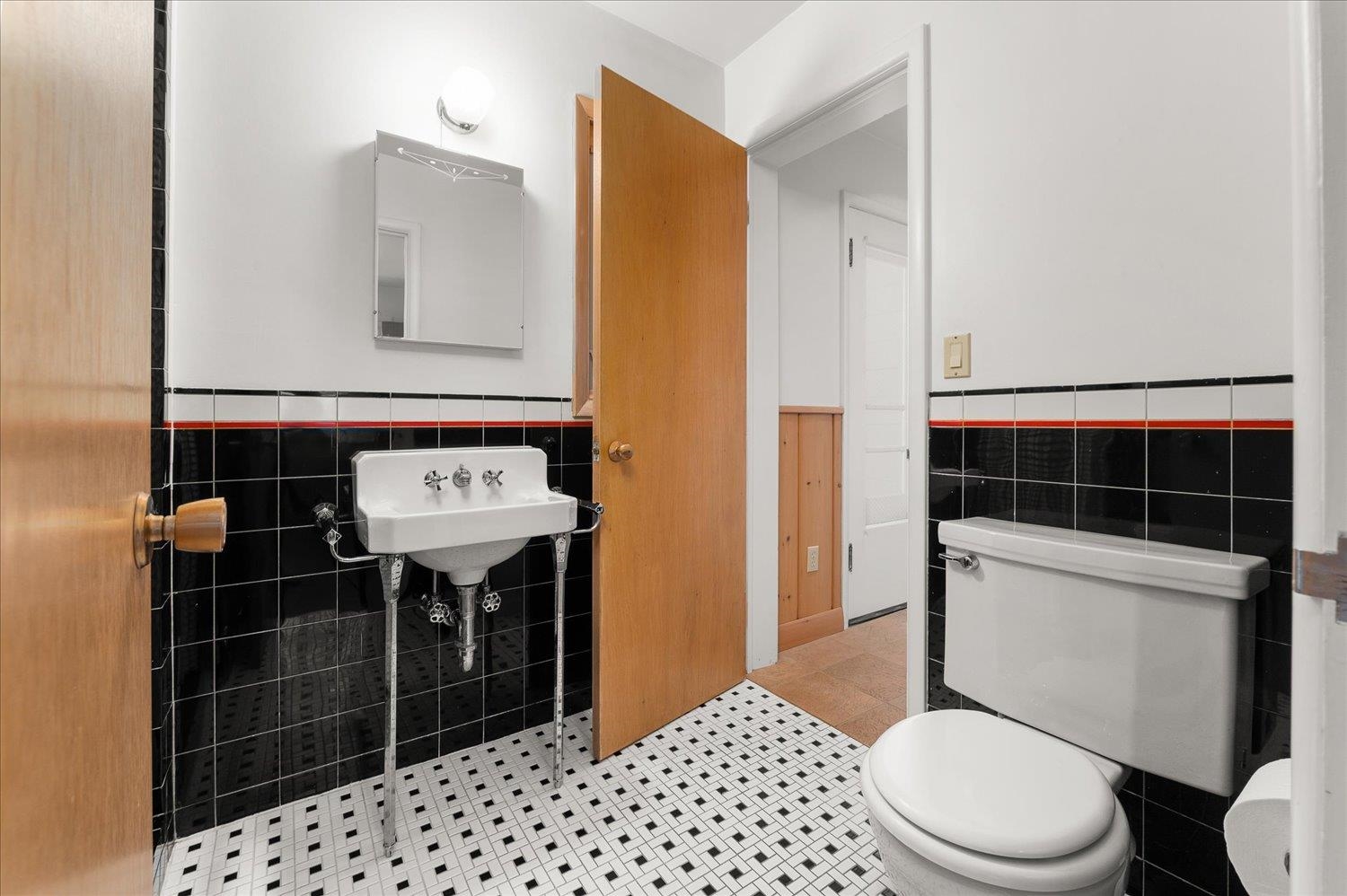 1405 East Woodcliff Road Spokane, WA 99203 - Photo 18 of 28