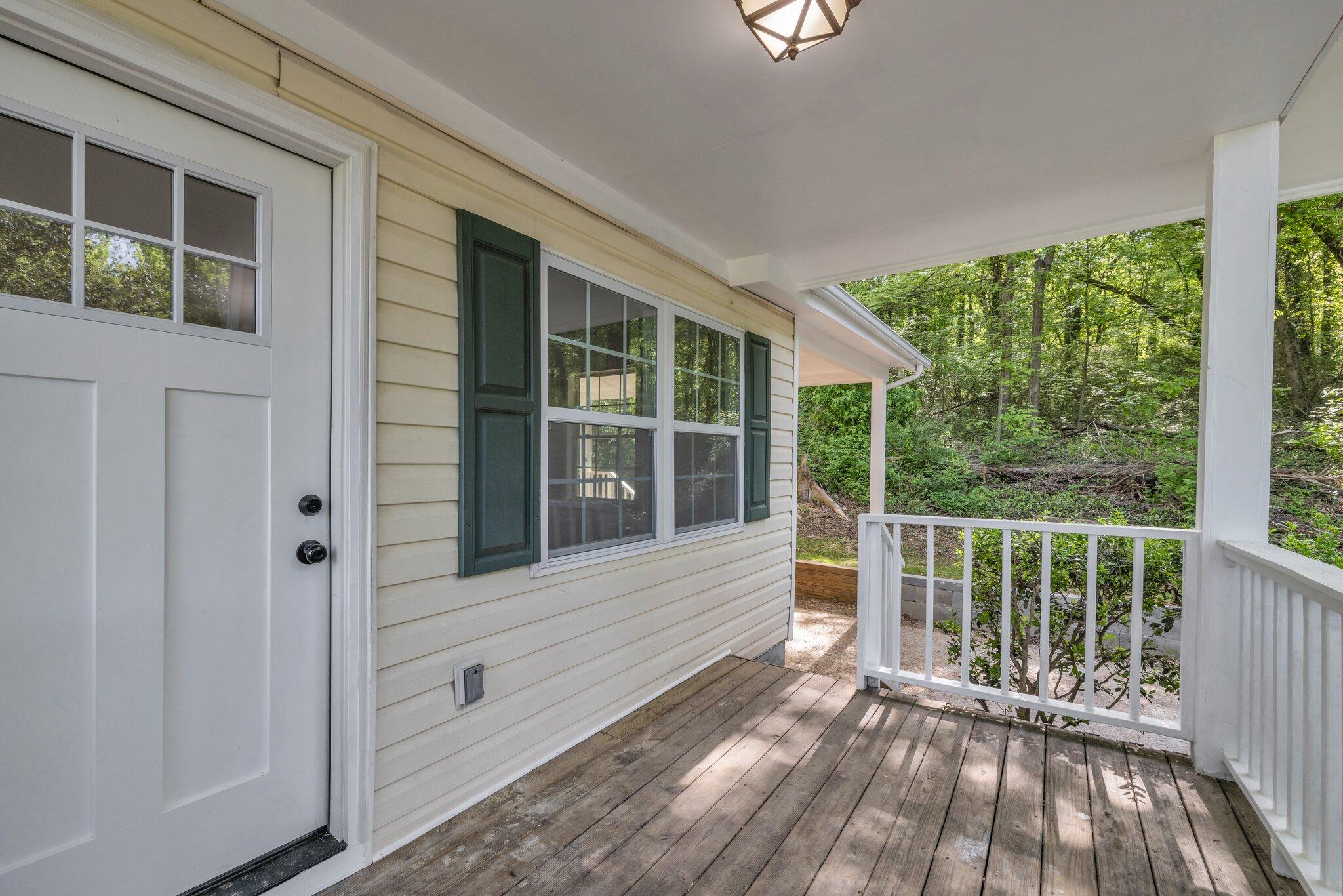 2501 Ridge Street Chattanooga, TN 37406 - Photo 4 of 27 4-web-or-mls-3501-ridge-st